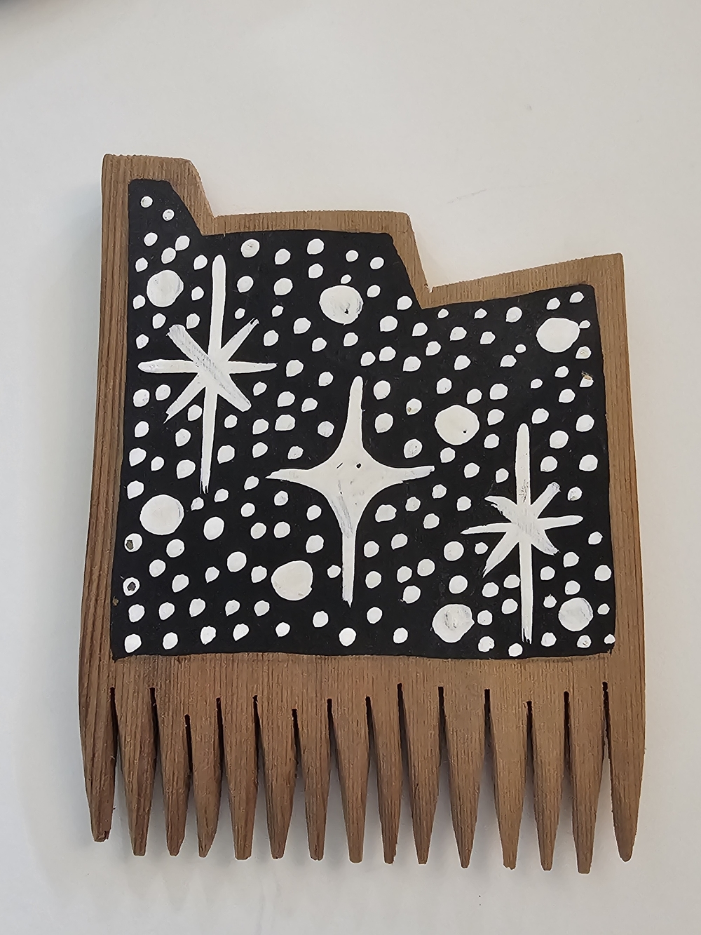 First Nations Handpainted Wooden Hair Pick with Starry Black and White Design
